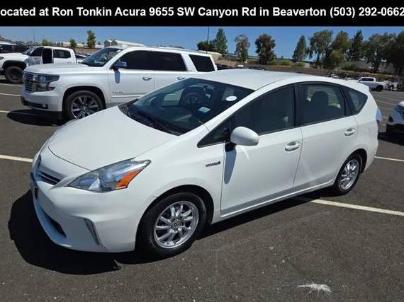 TOYOTA PRIUS V 2013 JTDZN3EU3D3188197 image